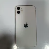 اپل iPhone 11 با حافظهٔ ۱۲۸ گیگابایت