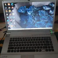 لب تاپ همراه شارژر آداپتور و موس