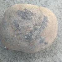 سنگ یشم 5 کیلو وزن داره شیک وعتیقه