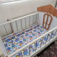 تخت و کمد نوزاد