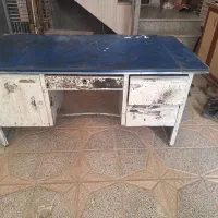 میز کار فلزی
