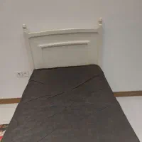 تختخواب  چوبی  یک نفره