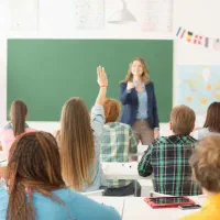 جذب مدرس زبان انگلیسی