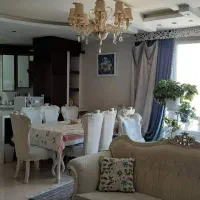 ست مبل هفت نفره کلاسیک با میز غذاخوری هشت نفره|مبلمان خانگی و میز عسلی|تهران, هروی|دیوار