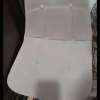 صندلی کاملا سالم