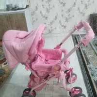 کالسکه صورتی سالم تمیز
