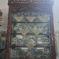 ویترین و تو ویترینی