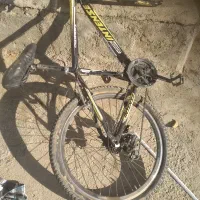 دوچرخه در حد نو