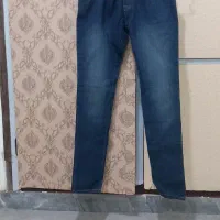 شلوار لی ۳۰۰ تمن