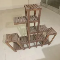 استند گل آپارتمانی