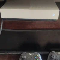 ایکس باکس وان اس یه ترا دو‌دسته