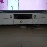 میز تلویزیون در حد نو