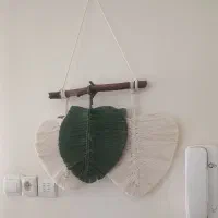 مکرمه آویز برگ