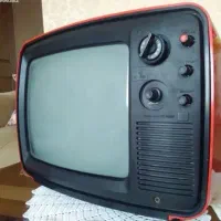 تلویزیون پارس سیاه و سفید رنگ بدنه قرمز