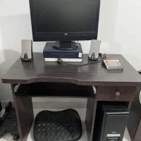 میز کامپیوتر