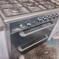 کمد. اجاق گاز. بخاری. کالسکه