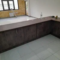 فروش کابینت در حد نو همراه با سینک و هود|آبچکان و نظمدهنده ظروف|شیراز, میرزاکوچک خان|دیوار