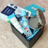 پک هدیه روز زن با ارسال رایگان|آرایشی، بهداشتی، درمانی|اصفهان, شیخ اشراق|دیوار