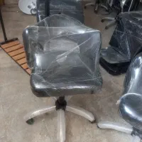 وسایل ارابشگاه|آرایشگاه و سالن‌های زیبایی|خمین, |دیوار