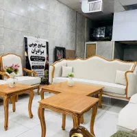 مبل کویین فرانسوی
