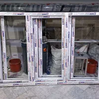 درب و پنجره دوجداره یوپیویسی تک حالته
