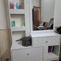 میز آرایشی
