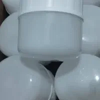 نیرو کار برای تولید لامپ در خلیفه