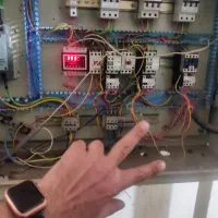 برقکار برق کار ساختمان و صنعتی انقلاب|خدمات پیشه و مهارت|تهران, فلاح|دیوار