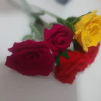 گل  رز بافتنی بهترین جایگزین برای گل های طبیعی .|گل مصنوعی|کاشان, فاز ۱ ناجی آباد|دیوار