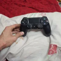 یک عدد پی اس فور به فورش میرسد