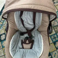 گهواره و کریر نوزاد