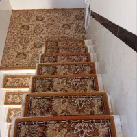 فروش رو پله ای و گلیم فرش پاگرد در حد نو