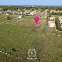 فروش-یک-قواره-زمین-در-شهرک-ویلایی-در-چاف