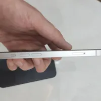 اپل سفید iPhone 13 با حافظهٔ ۱۲۸ گیگابایت|موبایل|رشت, گلسار|دیوار