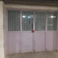 در آهنی بدون چارچوب