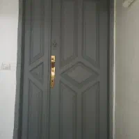 درب چوبی طوسی