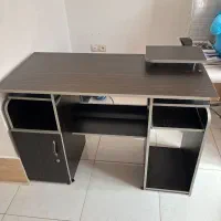 میز کامپیوتر