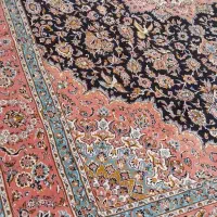 یک تخته فرش ۱۲ متری سالم و تمیز