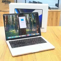مک بوک پرو M1Pro/16/1t تمیزبا کارتن ۱۶ هسته گرافیک