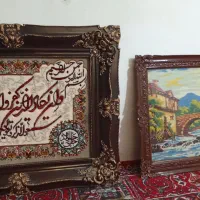 مقداری وسایل تزیینی  قاب