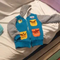 لباس بچه گونه سایز یک داره تا دوسال|کفش و لباس بچه|یزد, |دیوار