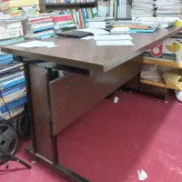 کتابخانه کمددار میز چوبی پایه فلزی|کتابخانه، شلف، قفسههای دیواری|تهران, جیحون|دیوار