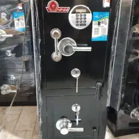 گاوصندوق M&M|ابزارآلات|رشت, بازار|دیوار