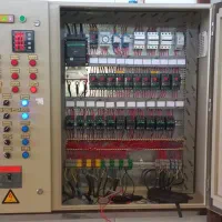 شاگرد برق صنعتی