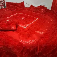 روتختی قرمز با سطل جا دستمالی