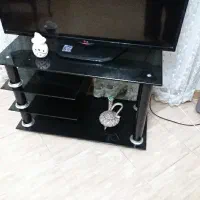 میز تلوزیون شیشه ای 500 تومان