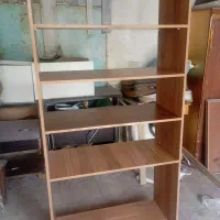 کتابخانه و کمدوشلف