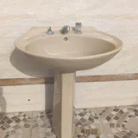 یک عدد روشویی سالم به همراه شیرآلات|لوازم سرویس بهداشتی|اصفهان, قهجاورستان|دیوار