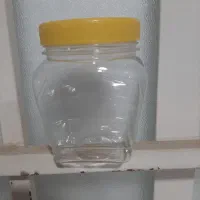 جار نیم کیلویی (ظروف پلاستیکی)