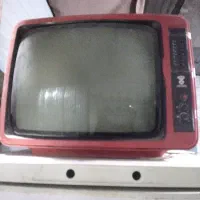 تلوزیون سیاه سفید قدیمی